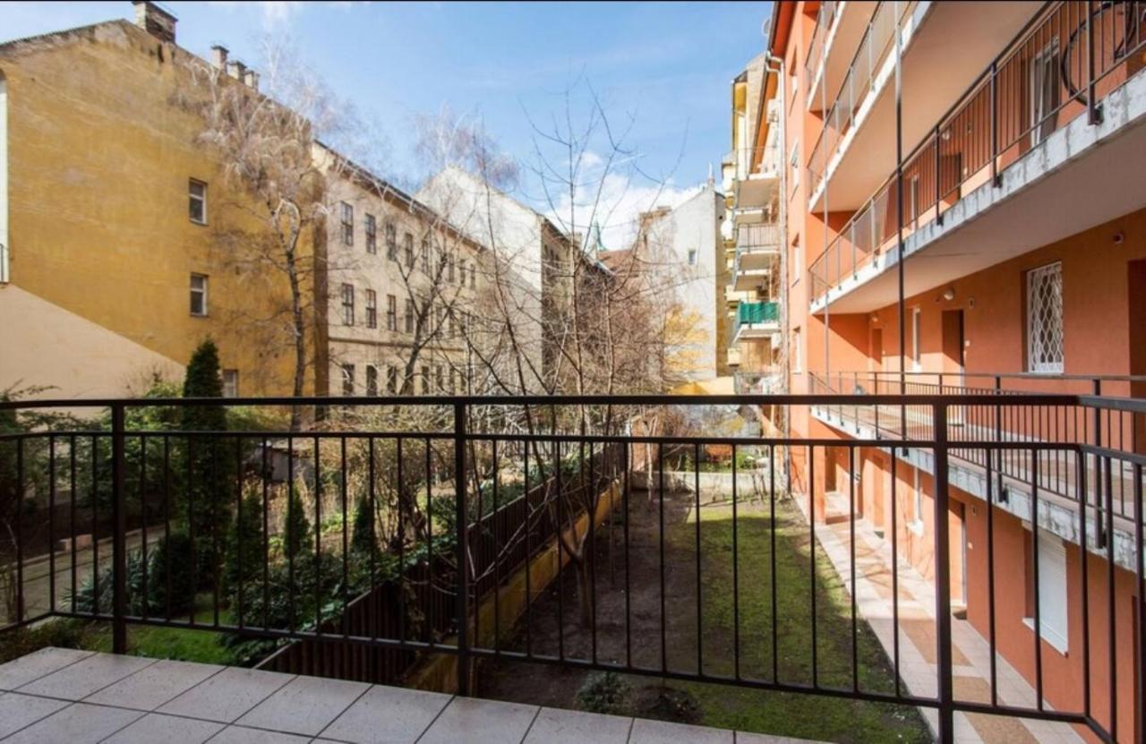 Orangehomes One Bedroom Modern Apartment In The City Center — Photos 1